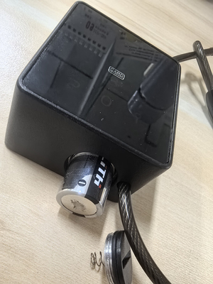 Cerradura inteligente libre de llave exterior con cable de 4 mm y control APP impermeable IP65